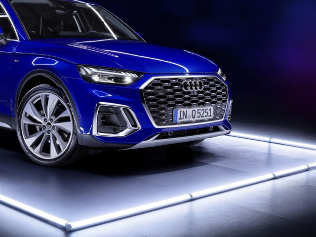 Audi Q5 Sportback photo 11
