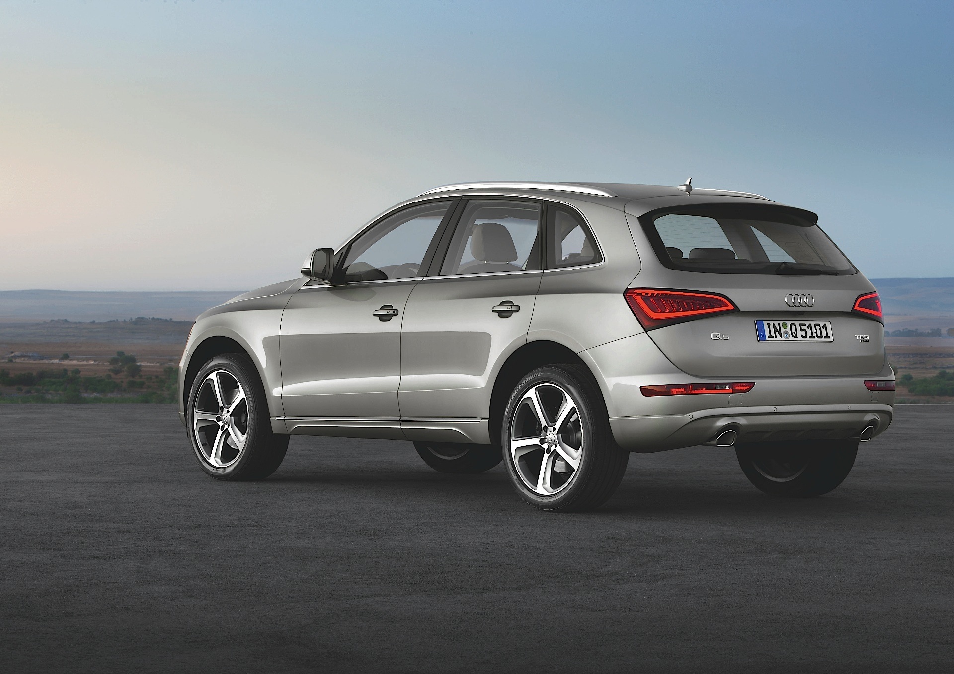 Audi Q5 photo 12
