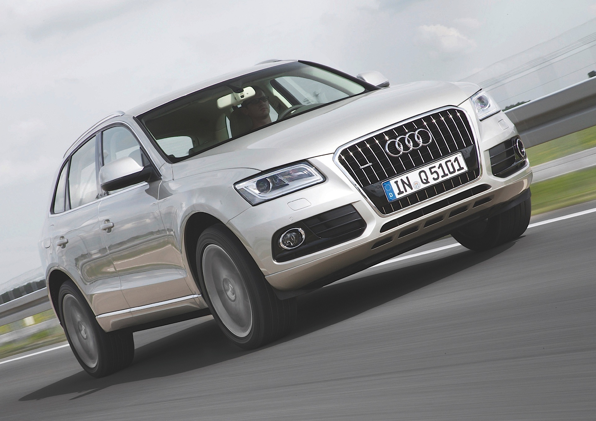 Audi Q5 photo 48