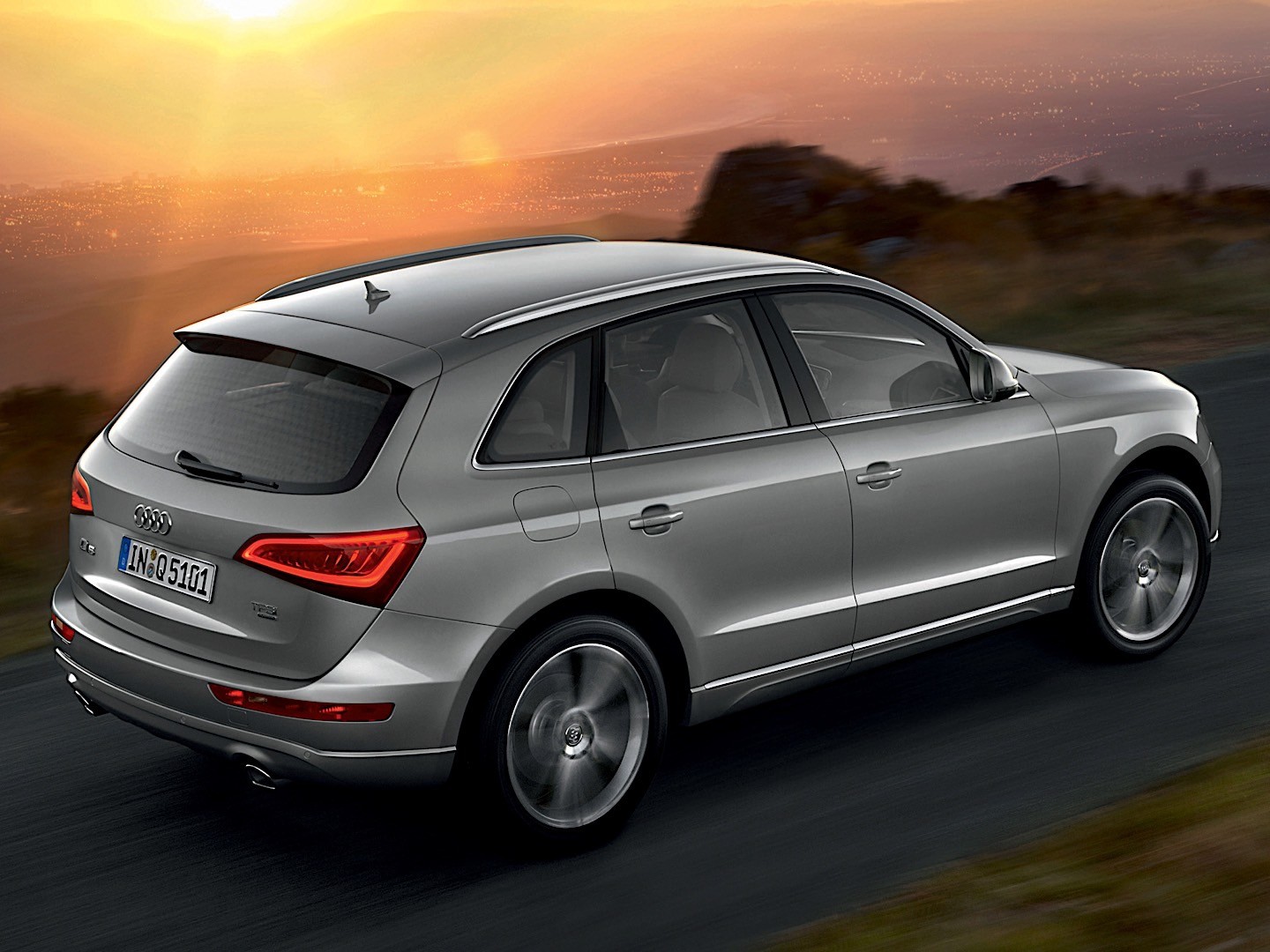 Audi Q5 photo 9
