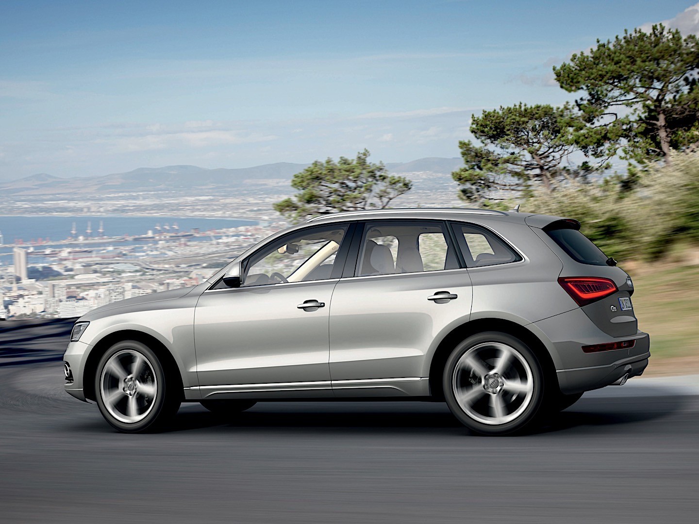 Audi Q5 photo 10