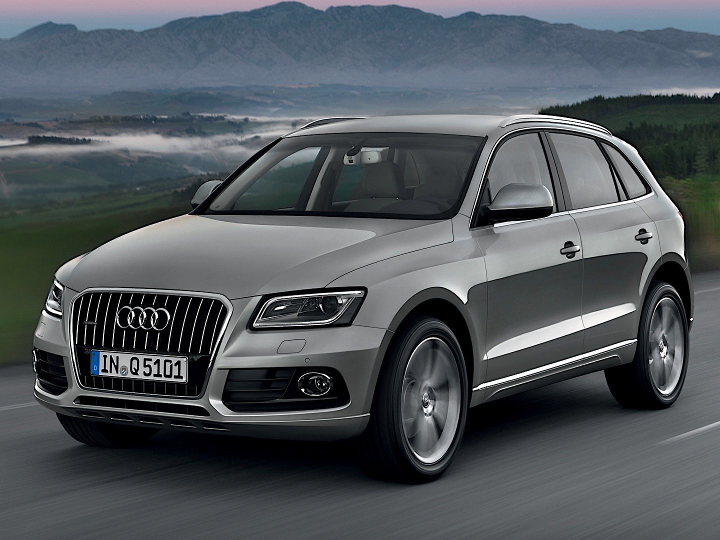 Audi Q5 photo 13