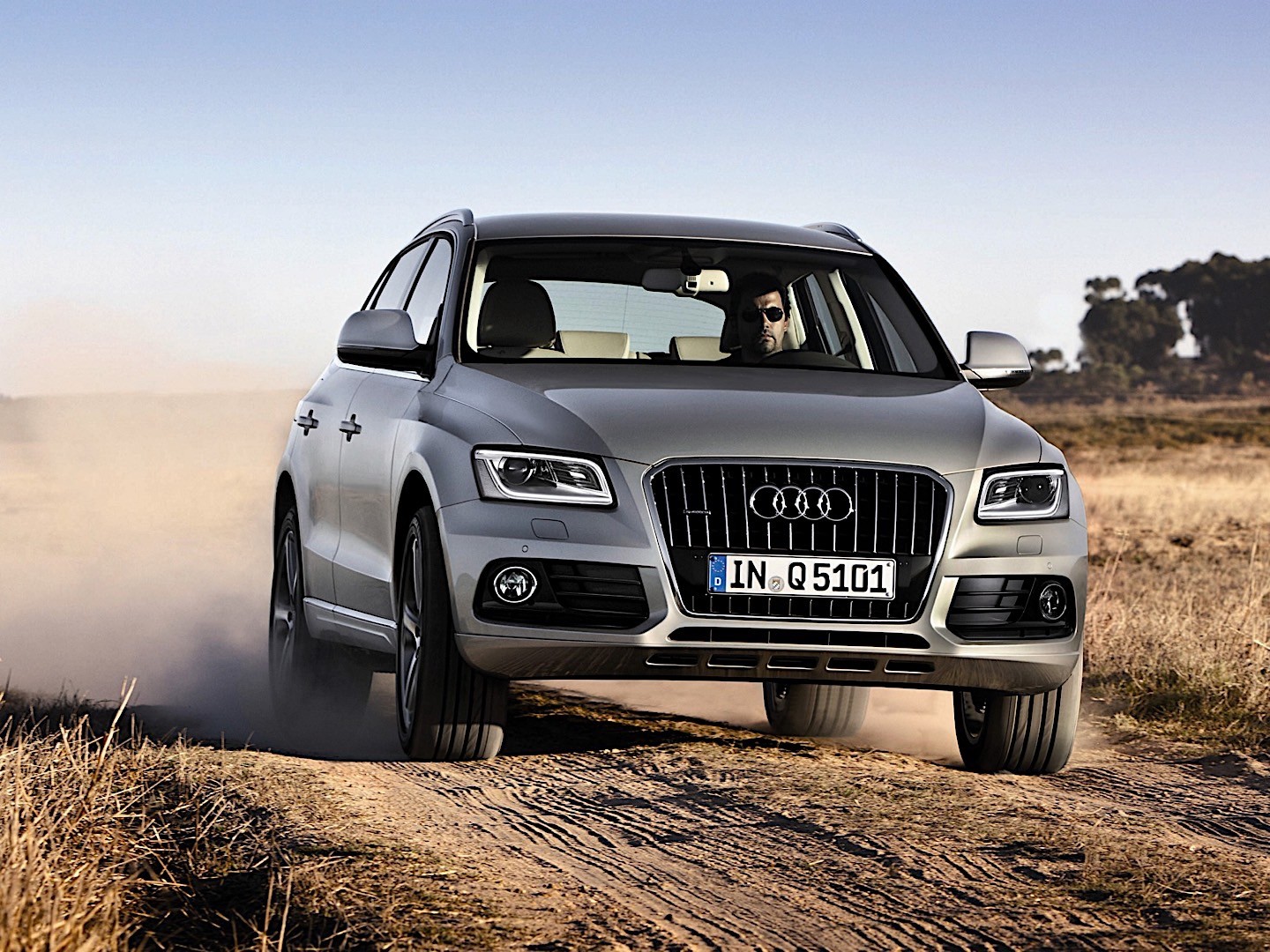 Audi Q5 photo 26
