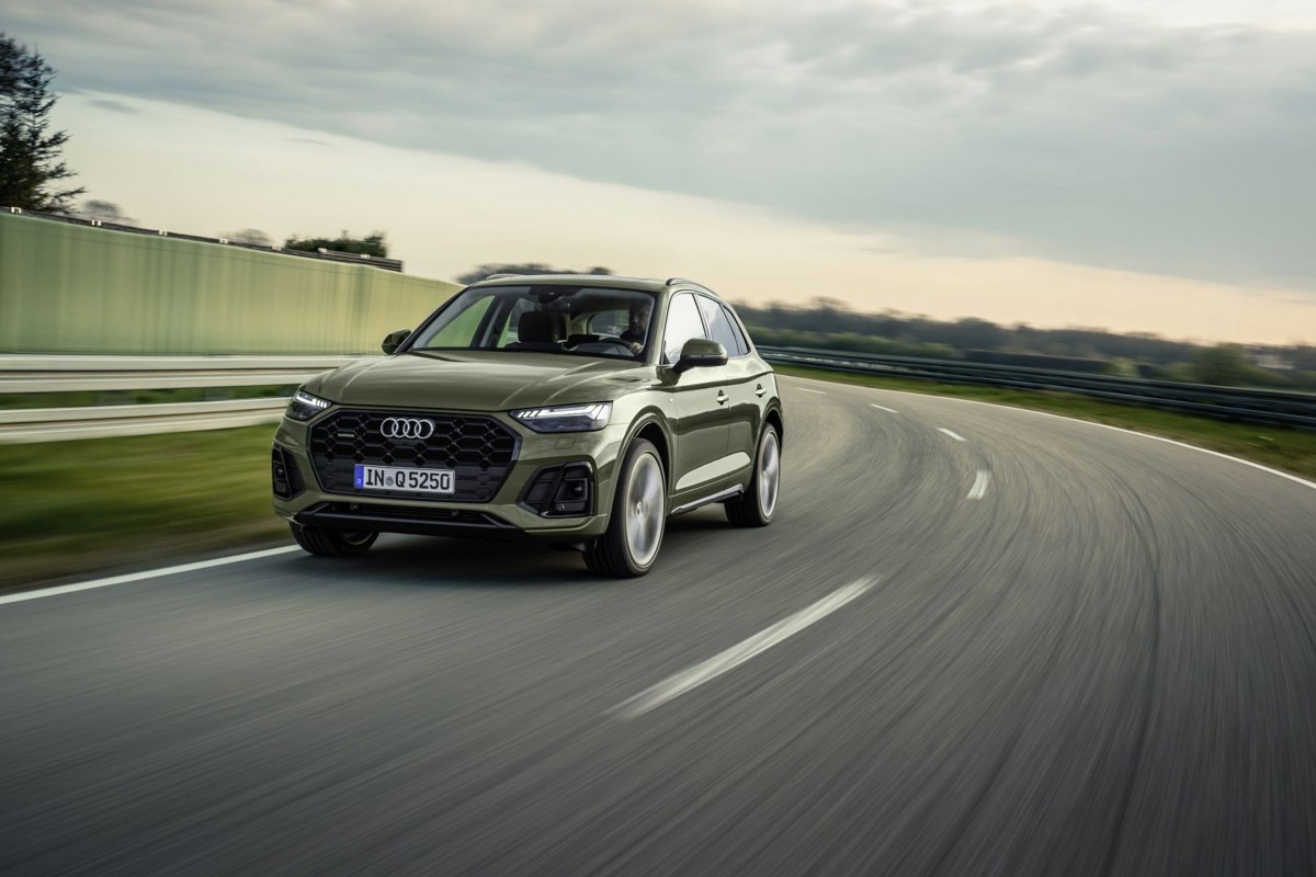 Audi AUDI Q5 2.0L TFSI quattro 6MT (180 HP)
