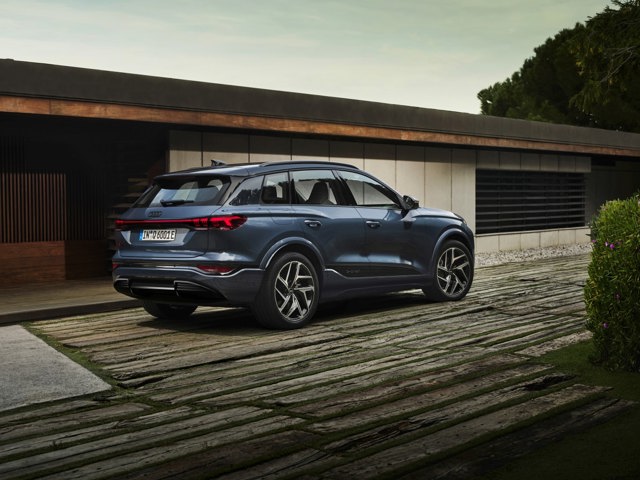 Audi Q6 photo 28