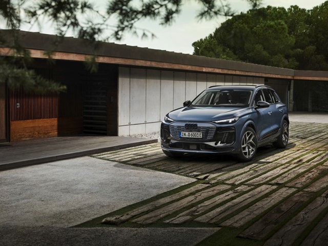 Audi Q6 photo 29