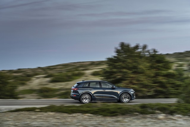 Audi Q6 photo 52