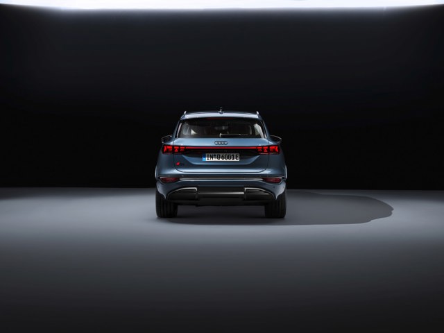 Audi Q6 photo 53