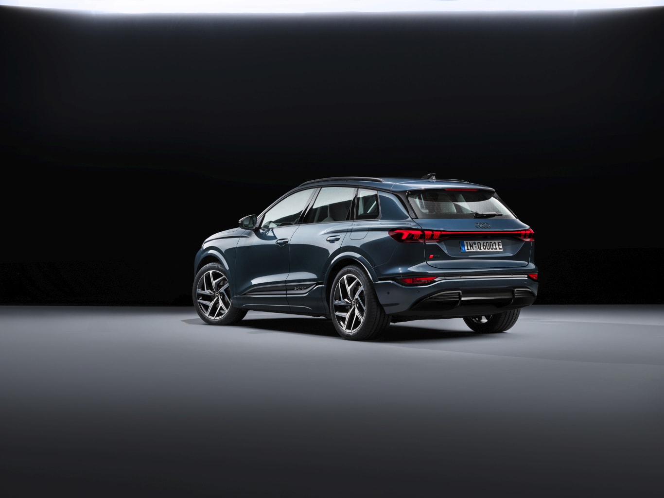 Audi Q6 photo 59