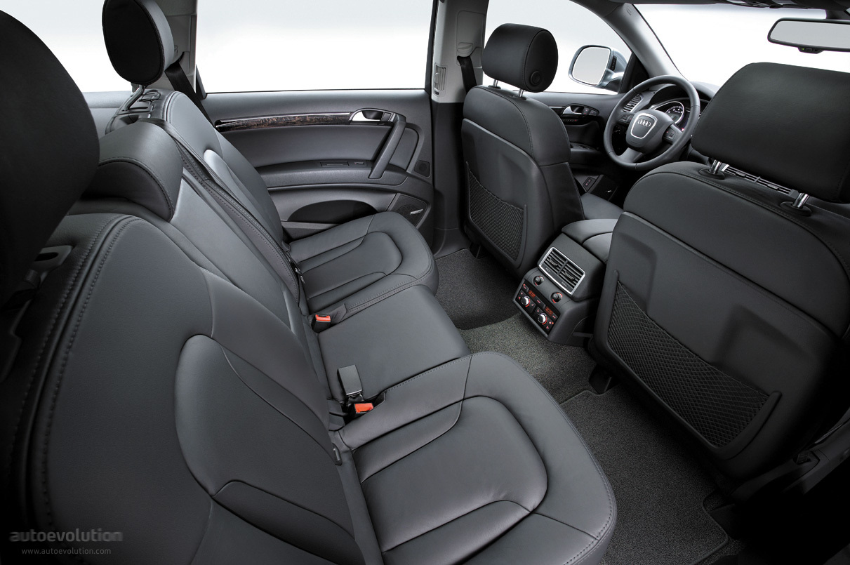 Audi Q7 photo 25