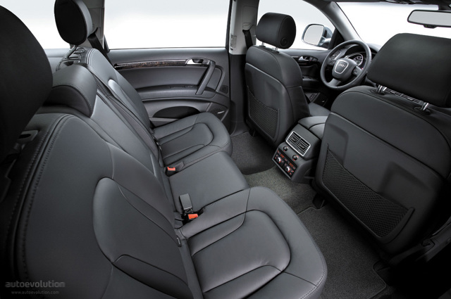 Audi Q7 photo 25