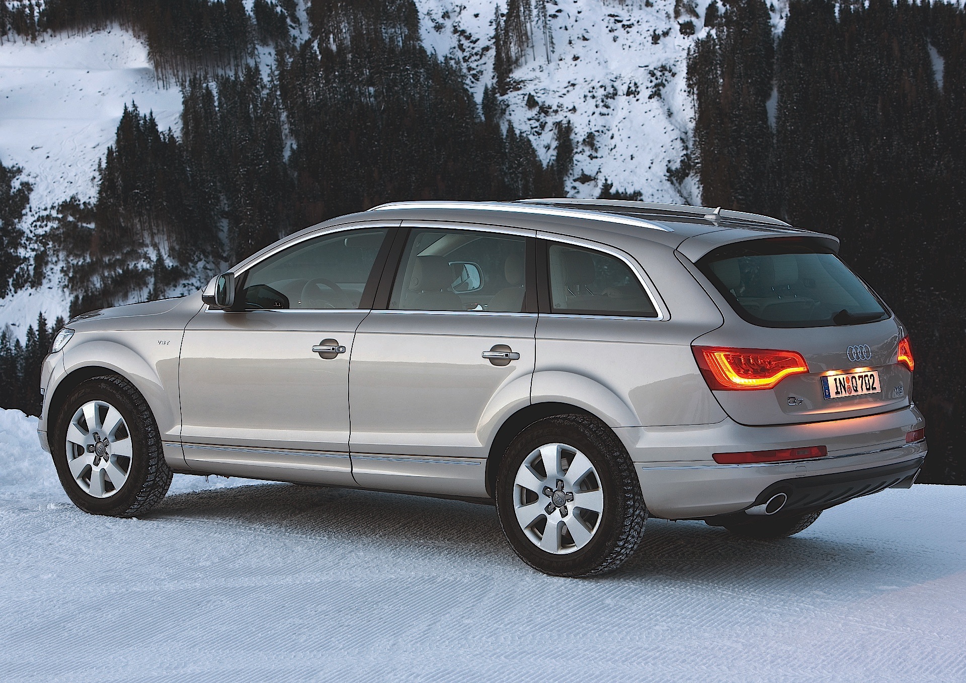 Audi Q7 photo 19