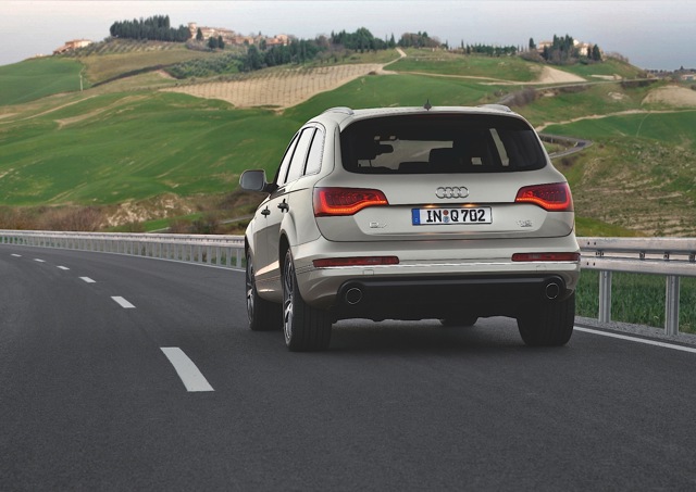 Audi Q7 photo 33