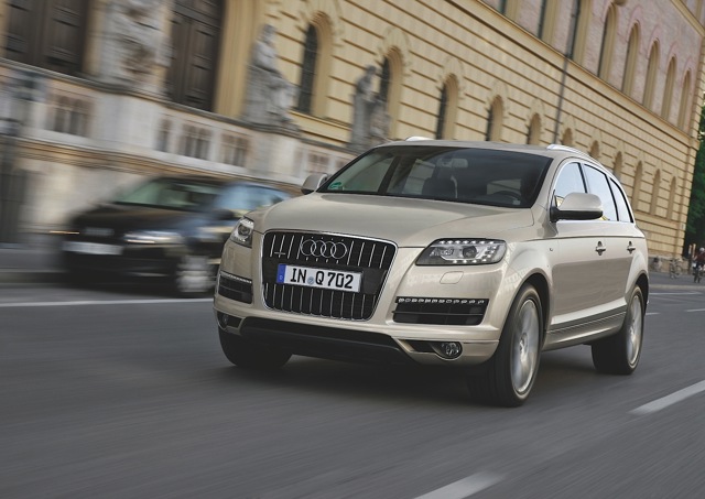 Audi Q7 photo 38