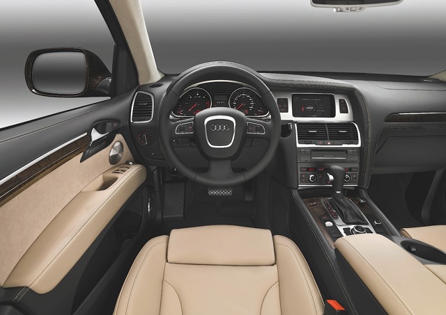 Audi Q7 photo 41