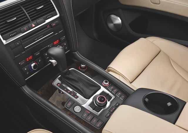 Audi Q7 photo 56