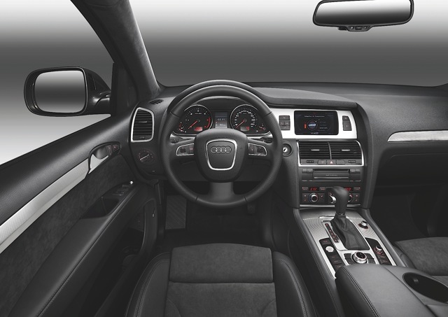 Audi Q7 photo 77