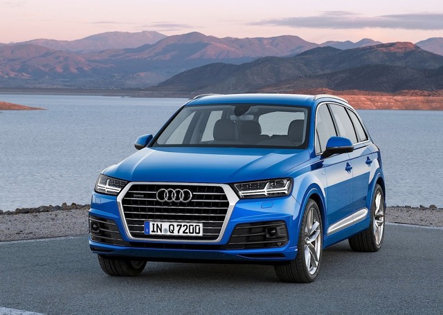 Audi Q7 photo 14