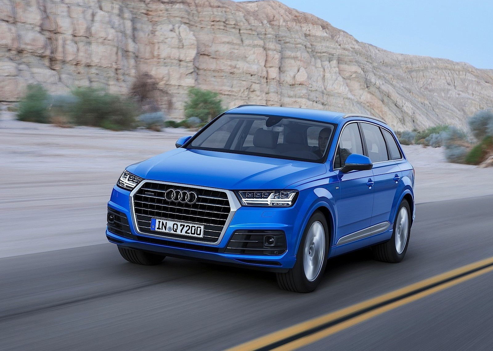 Audi Q7 photo 19
