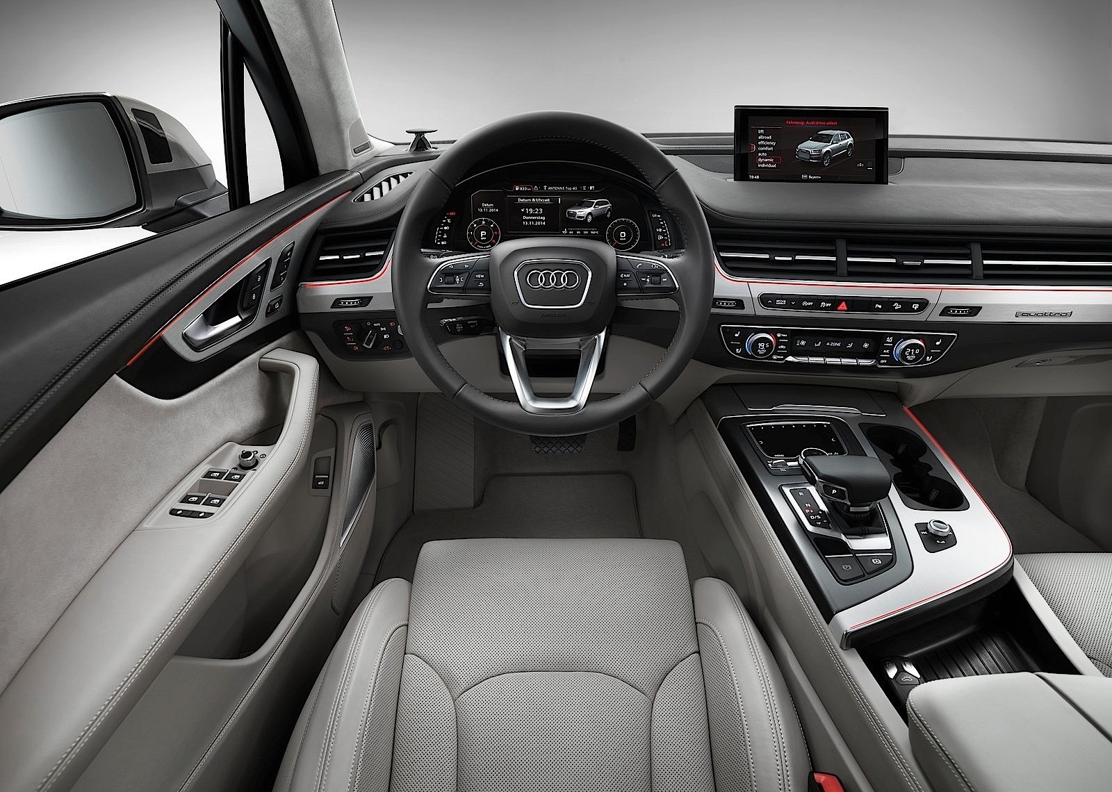 Audi Q7 photo 31