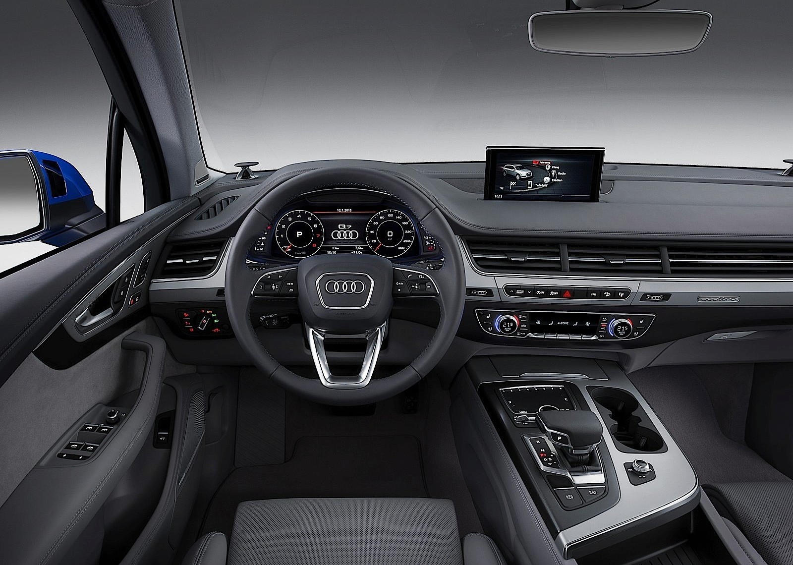 Audi Q7 photo 32