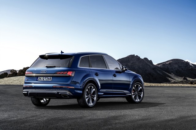Audi Q7 photo 4