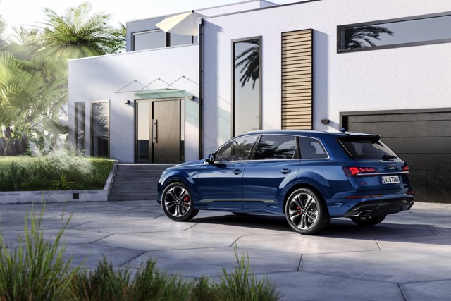 Audi Q7 photo 17