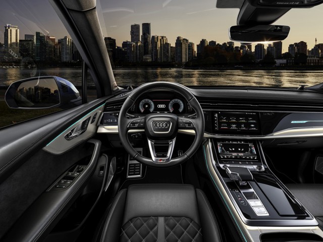Audi Q7 photo 28