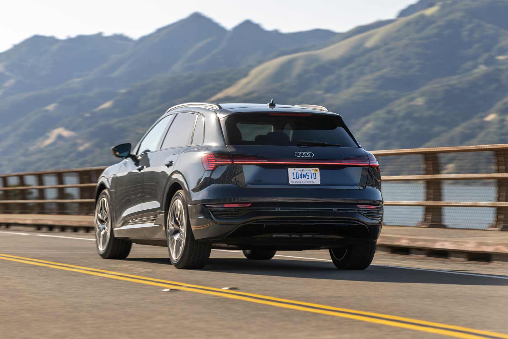 Audi Q8 E-Tron photo 83