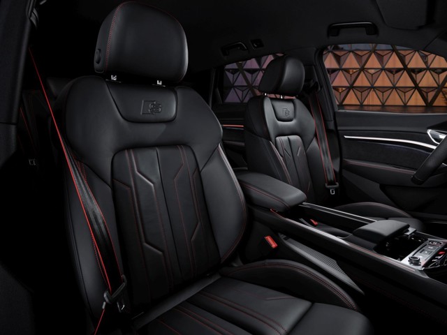 Audi Q8 E-Tron photo 98