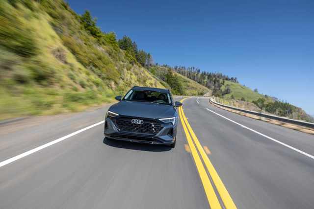 Audi Q8 E-Tron photo 94