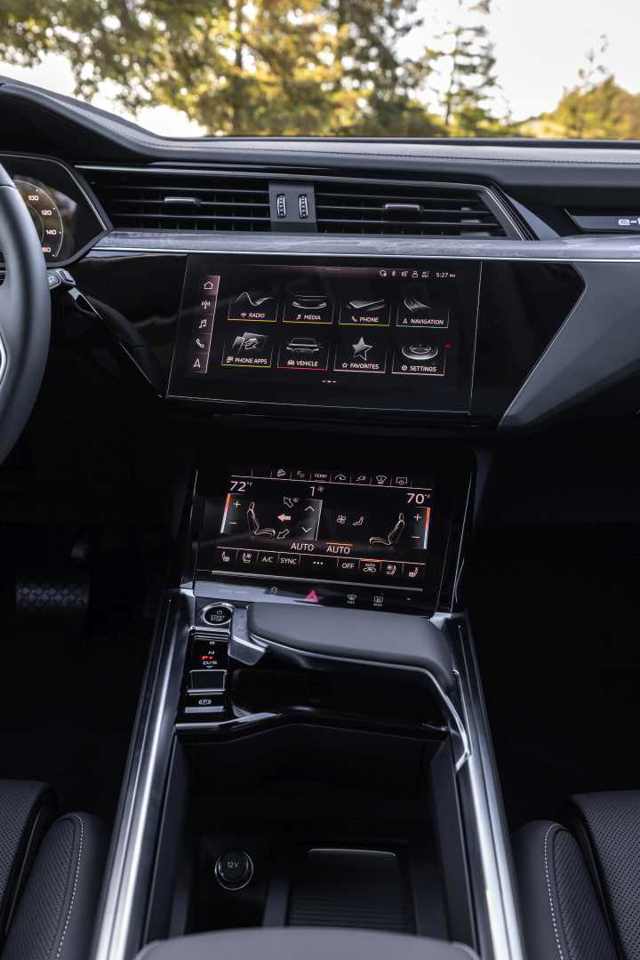 Audi Q8 E-Tron photo 107