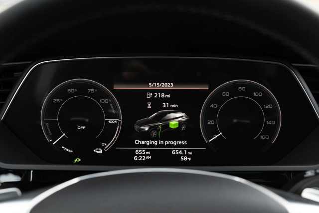 Audi Q8 E-Tron photo 112