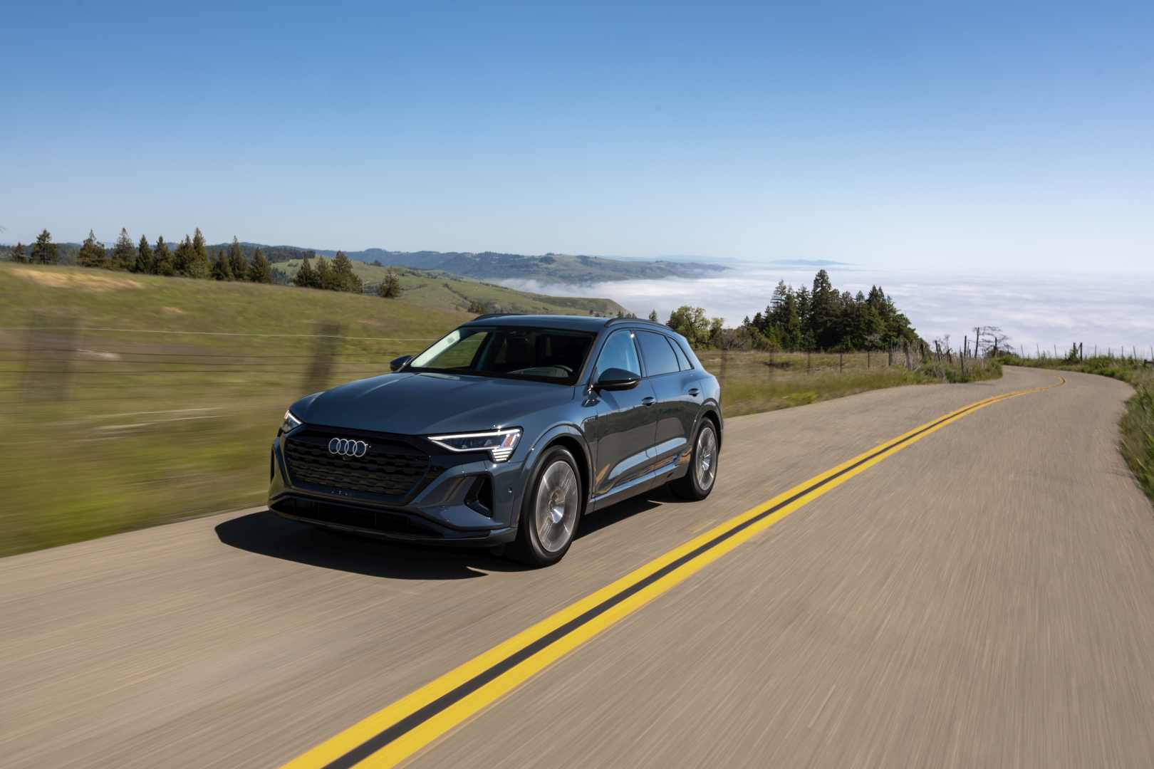Audi Q8 E-Tron photo 76
