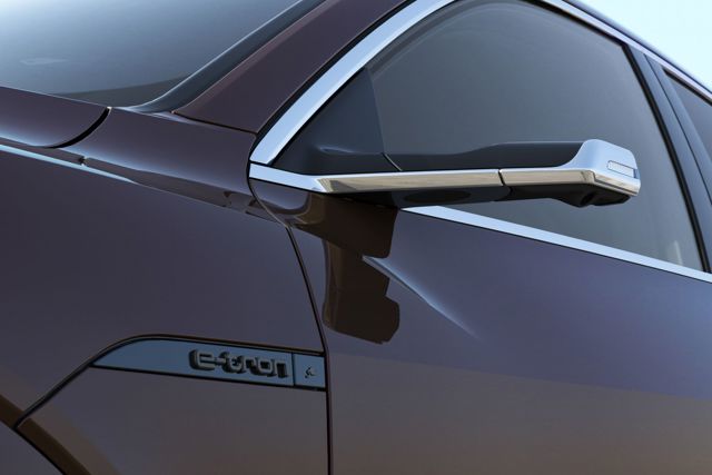 Audi Q8 Sportback photo 18