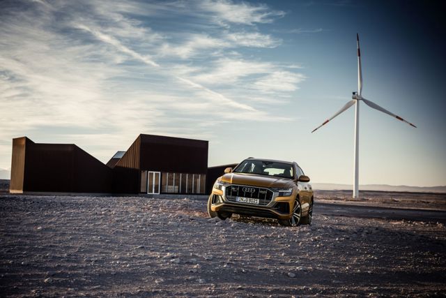 Audi Q8 photo 152