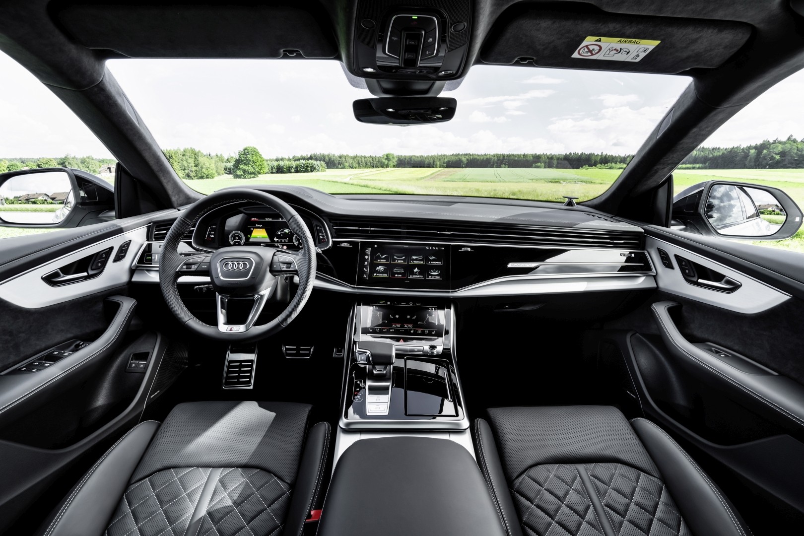 Audi Q8 photo 217