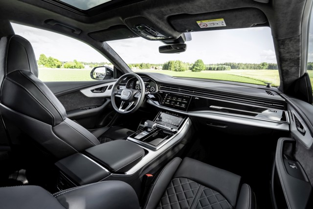 Audi Q8 photo 219