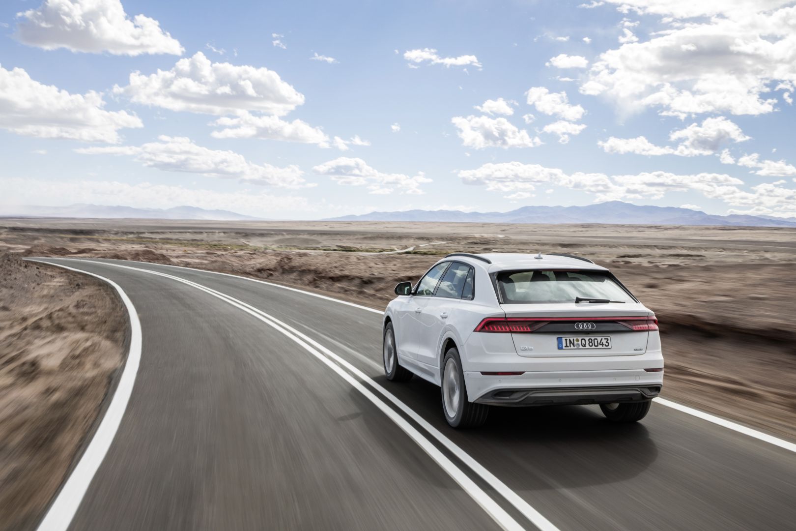 Audi Q8 photo 88