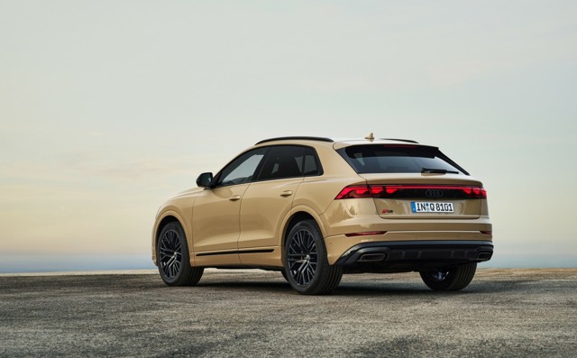 Audi Q8 photo 8