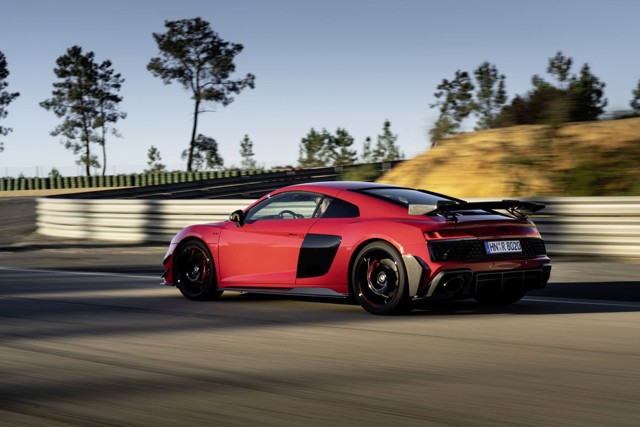 AUDI R8 GT
