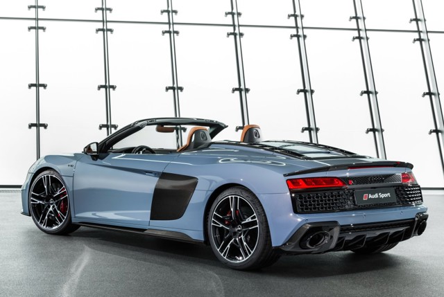 Audi R8 Spyder photo 6