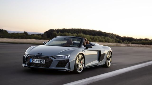 Audi R8 Spyder photo 9