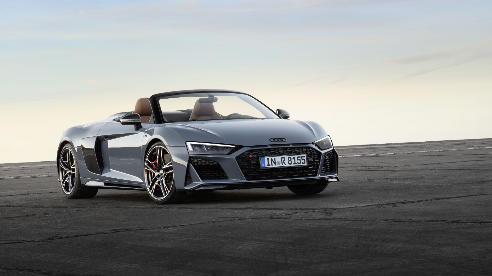 Audi R8 Spyder photo 11