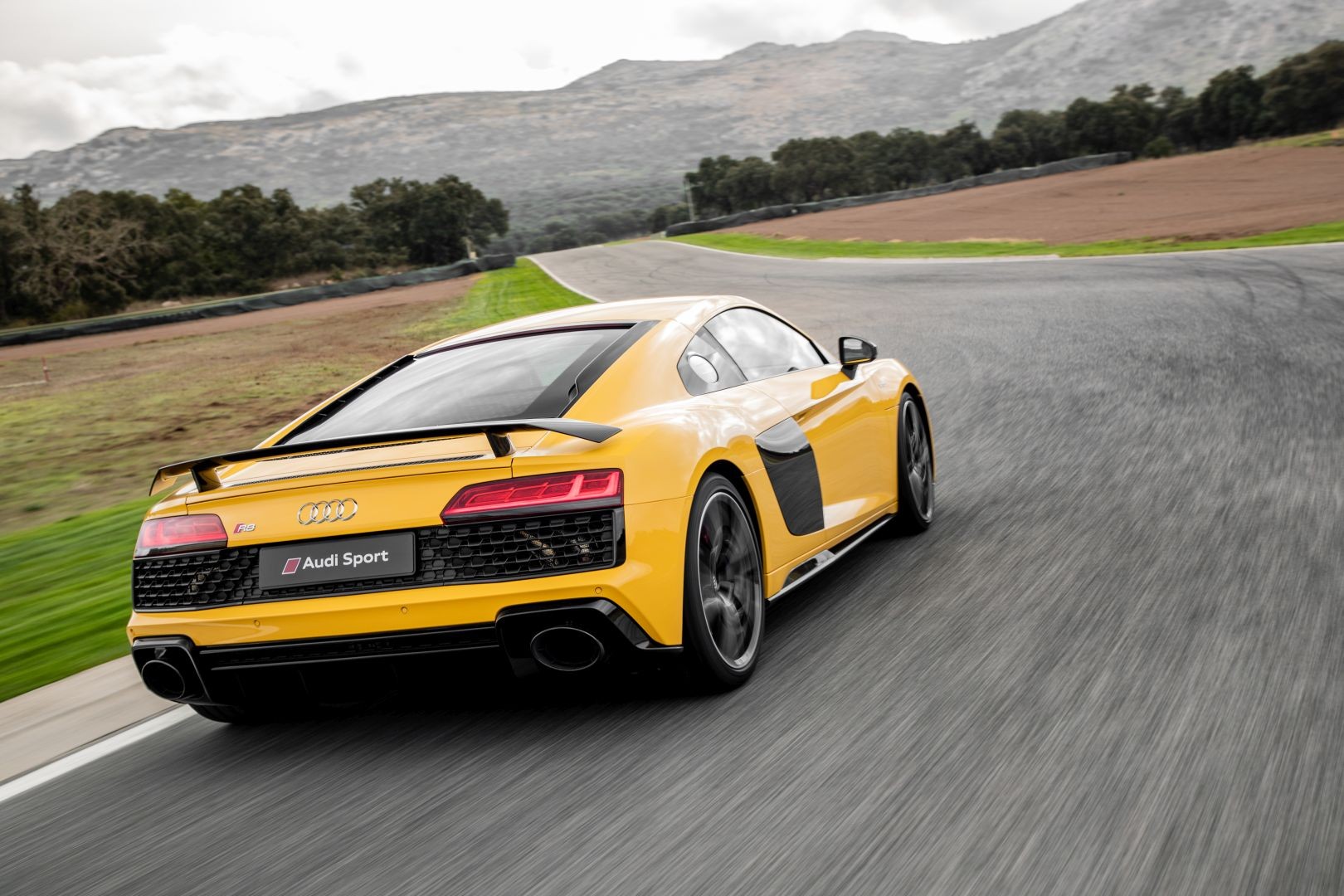 Audi R8 Spyder photo 15