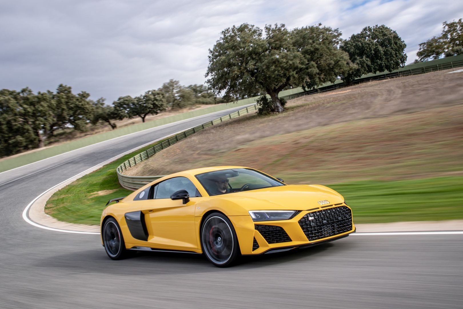 Audi R8 Spyder photo 18