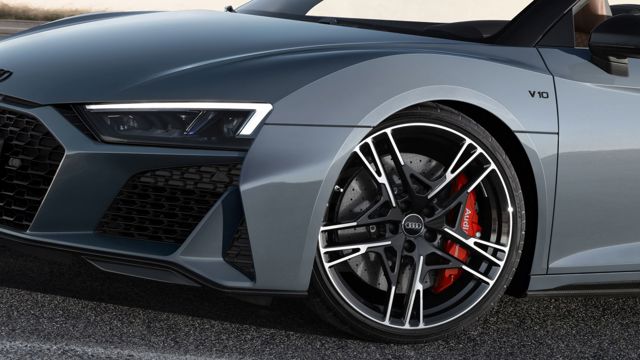 Audi R8 Spyder photo 21