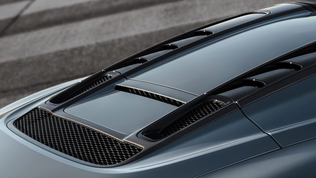 Audi R8 Spyder photo 23