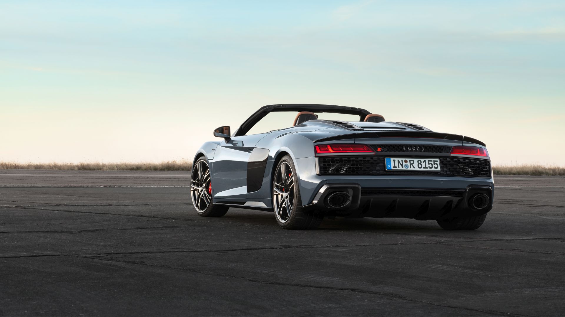Audi R8 Spyder photo 30