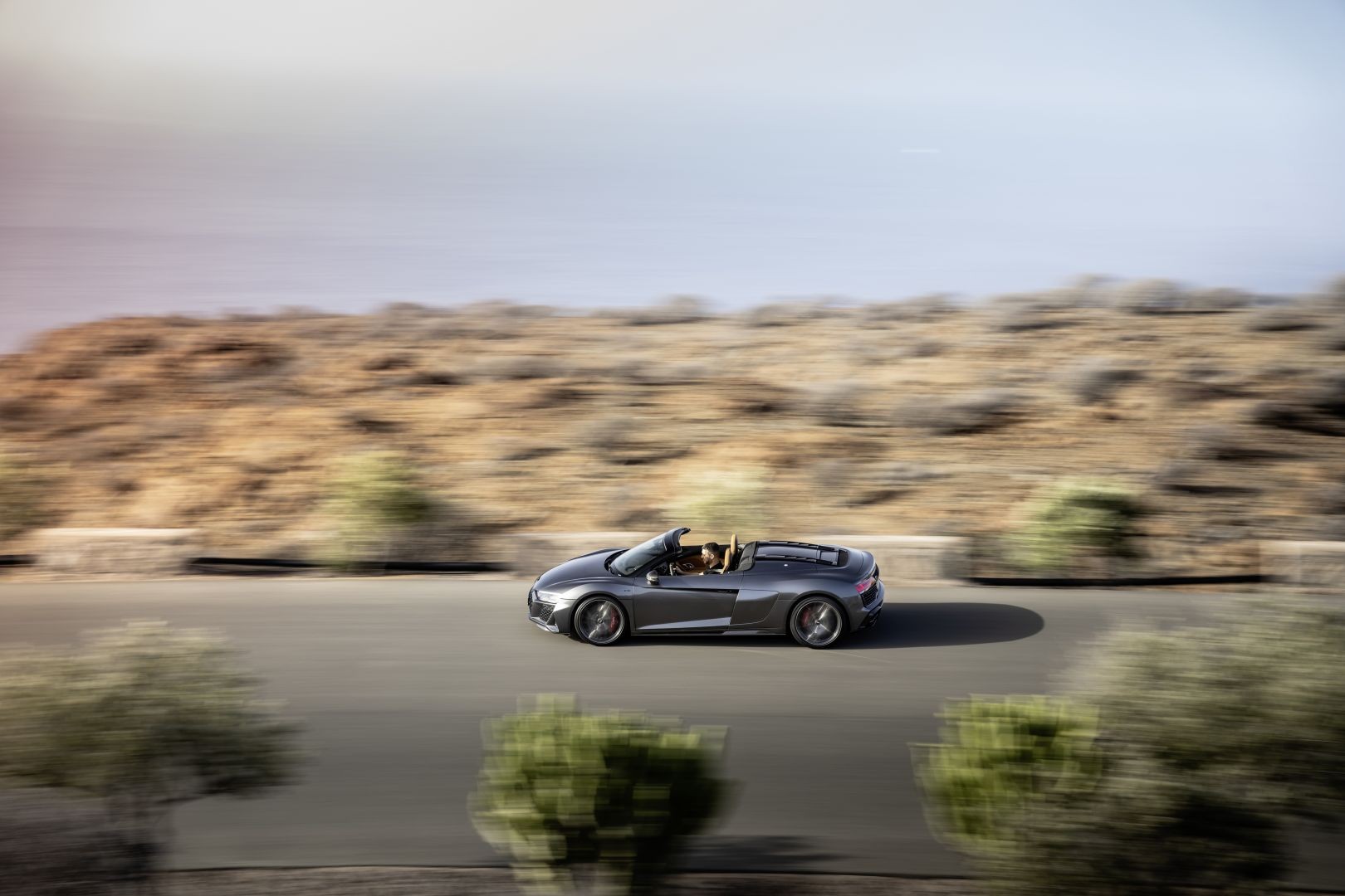 Audi R8 Spyder photo 19